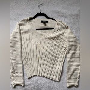 Forever 21 Cream Long Sleeve V neck plus size sweater